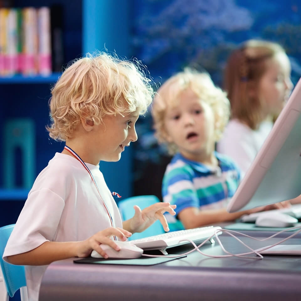 Excited student using Mathletics